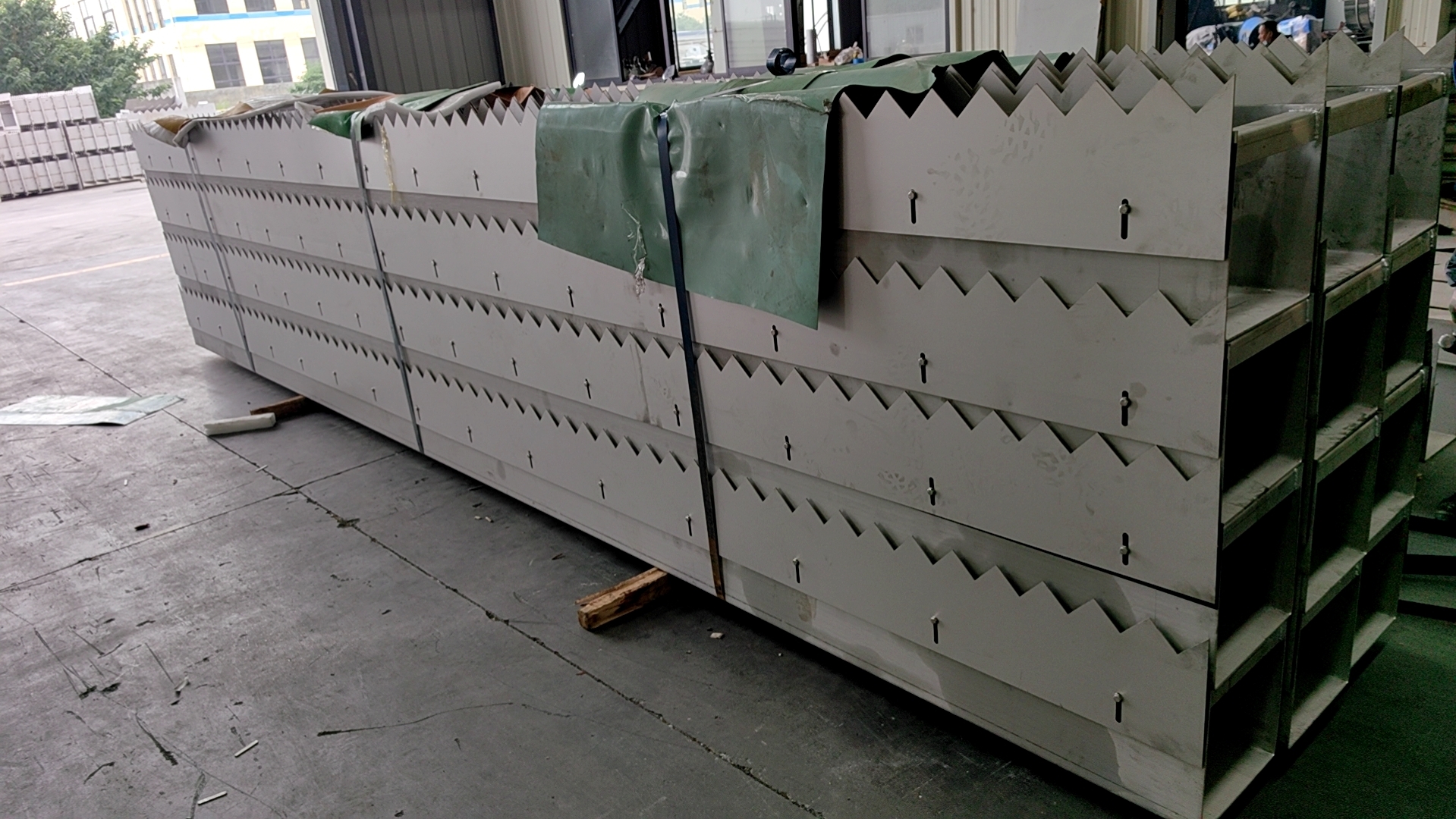 不锈钢齿形集水槽